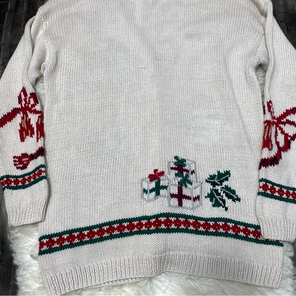 VINTAGE CAPE ISLE KNITTERS CHRISTMAS TREE CANDY CANE RIBBON WHITE CARDIGAN - Picture 11 of 11